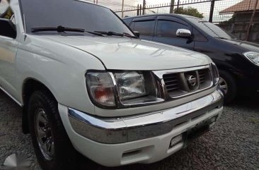 2000 Nissan Frontier for sale