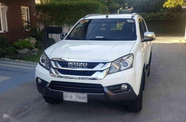 Isuzu MUX 4 x 2 LAS AT 2015 for sale 