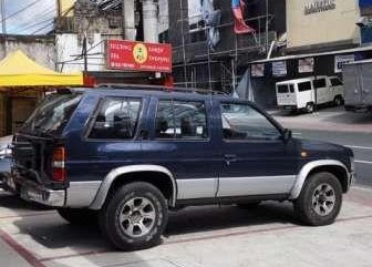 96 4x4 Nissan Terrano gas manual FOR SALE