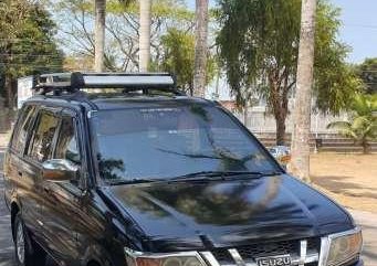 ISUZU Crosswind XTi 2010 Model - Black