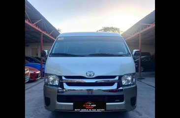 2016 Toyota Hiace Grandia GL MT FOR SALE