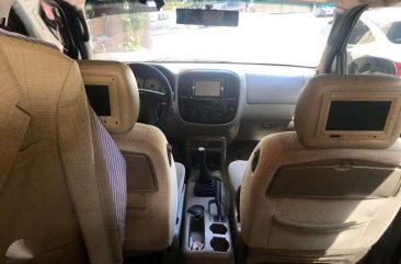 Rush Sale! Ford Escape XLT MANUAL 4x4 