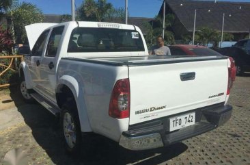 Selling Isuzu Dmax Lx 2012