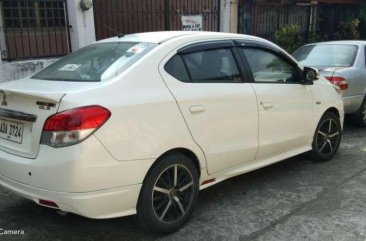 2014 Mitsubishi Mirage g4 35k mileage Fresh Savana white