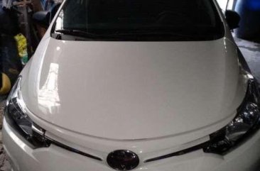 Selling Toyota Vios white 2015