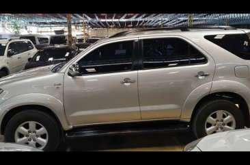 2010 Toyota Fortuner G AT DSL (4X2) FOR SALE