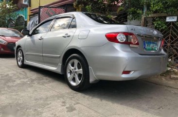 TOYOTA Altis 2013 1.6v Top of the line