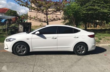 2017 Hyundai Elantra MT not 2016 2018 civic vios altis