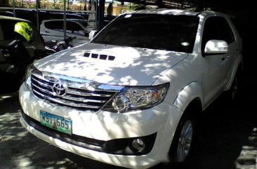 Toyota Fortuner V 2013 for sale