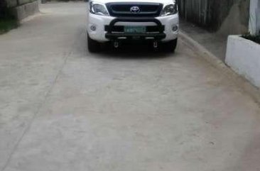 TOYOTA Hilux 2010 diesel manual very good condition