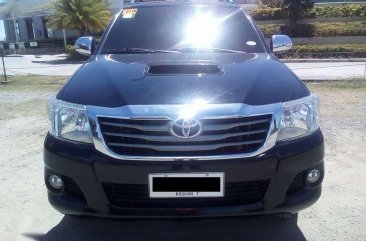 2O15 TOYOTA HILUX FOR SALE