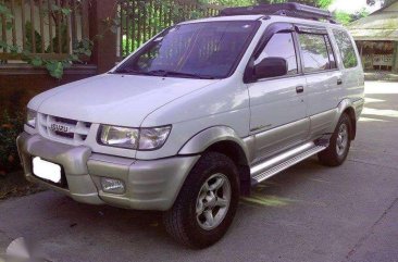 Rush Isuzu Crosswind XUV 2003 Private