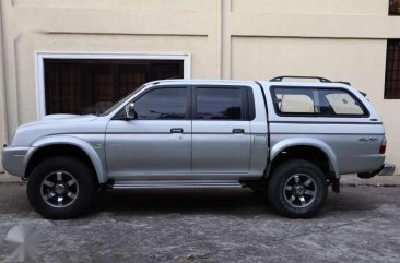 Mitsubishi Strada Pick Up 4x4 Diesel 2004 Model