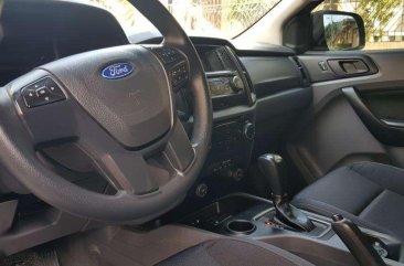 Ford Everest 2.2L AT 2016 Ambiente FOR SALE