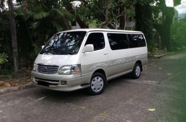 2003 TOYOTA Hiace Super Grandia Top Of The Line