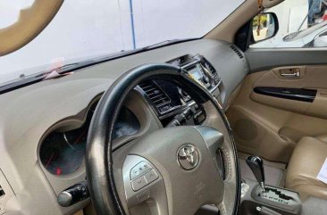 2012 TOYOTA Fortuner 2.5 diesel automatic 4X2. 