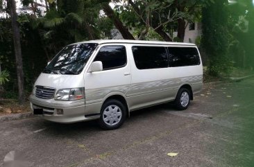 2003 TOYOTA Hiace Super Grandia Top Of The Line