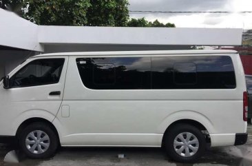 2018 Toyota Hiace 3.0 Commuter Manual White Ltd Ed