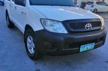 2009 TOYOTA Hilux D4D duesel FOR SALE