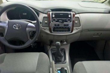 FOR SALE TOYOTA Innova G 2016 first owner