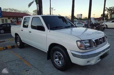 2000 Nissan Frontier for sale