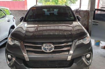 2018 Toyota Fortuner 2.4G 4x2 Manual Diesel Gray