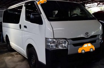 FOR SALE TOYOTA HiAce Commuter *2017