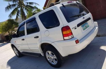 2004 Ford Escape XLS All power