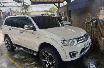 2015 Mitsubishi Motero GLS V SE with sunroof for sale