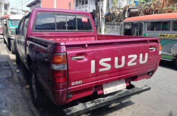 Isuzu Fuego 2000 for sale