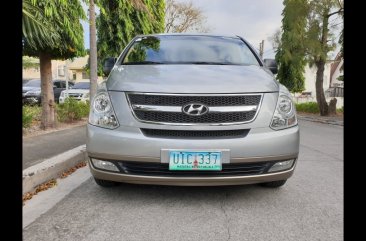 2012 Hyundai Starex VGT AT 2.5L FOR SALE