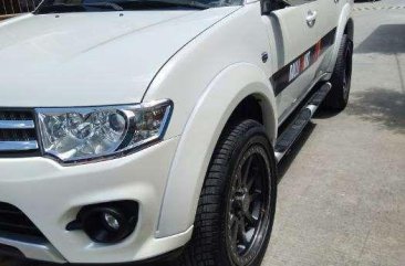 2014 MITSUBISHI Montero mt FOR SALE