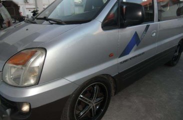 2004 HYUNDAI Starex van FOR SALE