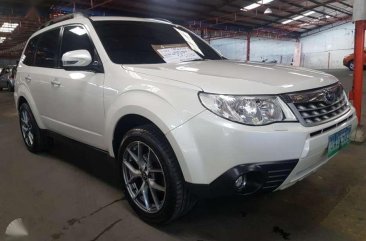 2013 Subaru Forester xs 2.0AWD AT gas