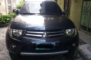 Mitsubishi Strada 2013 AT Very good condition