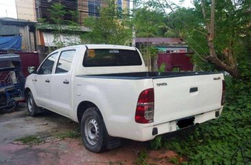 Toyota Hilux manual transmission 2012 for sale