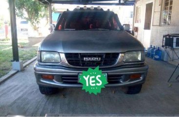 Isuzu Fuego 2000 for sale