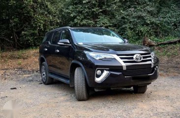 Selling my 2017 model TOYOTA FORTUNER