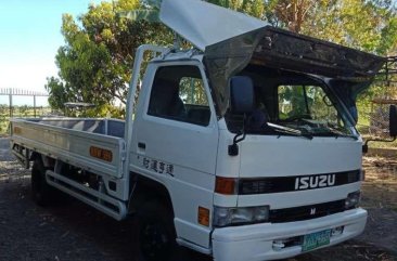 Like New Isuzu Elf for sale