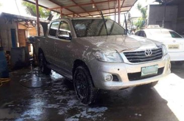 Toyota Hilux E 2012 model Manual FOR SALE