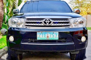 Toyota Fortuner diesel automatic 2009 DARE TO COMPARE!!!