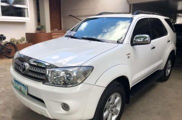 2010 Toyota Fortuner 2.5G for sale