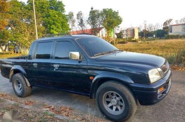 Mitsubishi Endeavor pickup 2000 for sale 