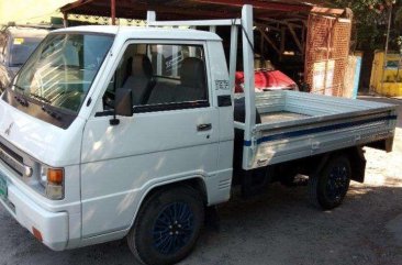 Mitsubishi L300 Dropside 2013 FOR SALE