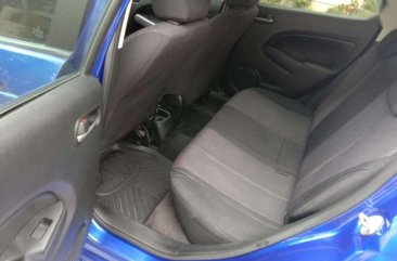 Mazda 2 hatchback all power AT 2010 Top of the Line