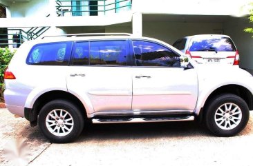 Mitsubishi Montero AT Model 2010