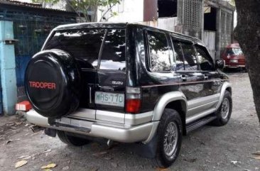 Isuzu Trooper Ls Model 2000 diesel