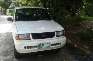 Toyota Revo GL 2000 for sale 