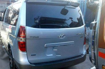 Hyundai Starex Gold 2010 for sale