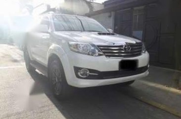 Toyota Fortuner White 2015 Automatic 2.5G 